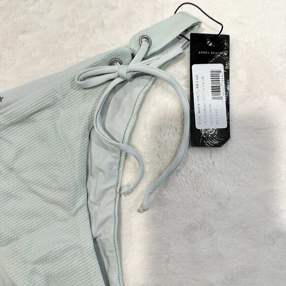 NWT Tavik Ricci Bottom Glossy Pique Adjustable Tie Sides in Light Blue - Medium - Picture 2 of 8